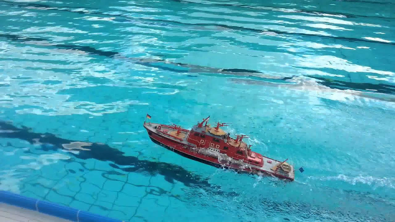 Feuerlöschboot 