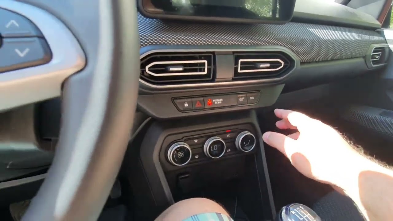 NOUL LOGAN 2024 - 1200 KM ÎN BORD - PREZENTARE INTERIOR, BORD, ACCESORII, DOTĂRI