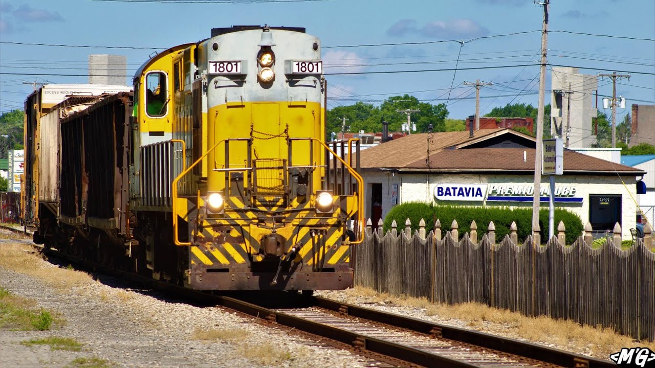 High Hood MLW Working Around Batavia