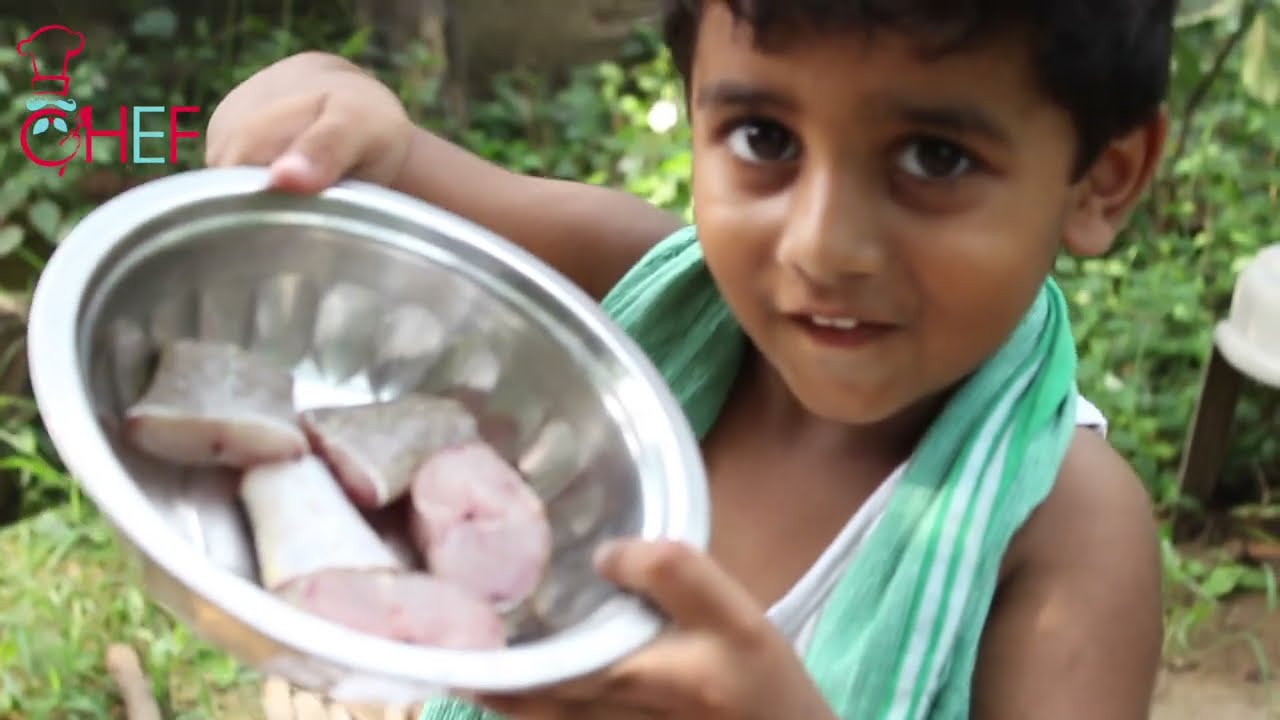 Little Chef Minnu Making Fish Fry || Village Style FishFry