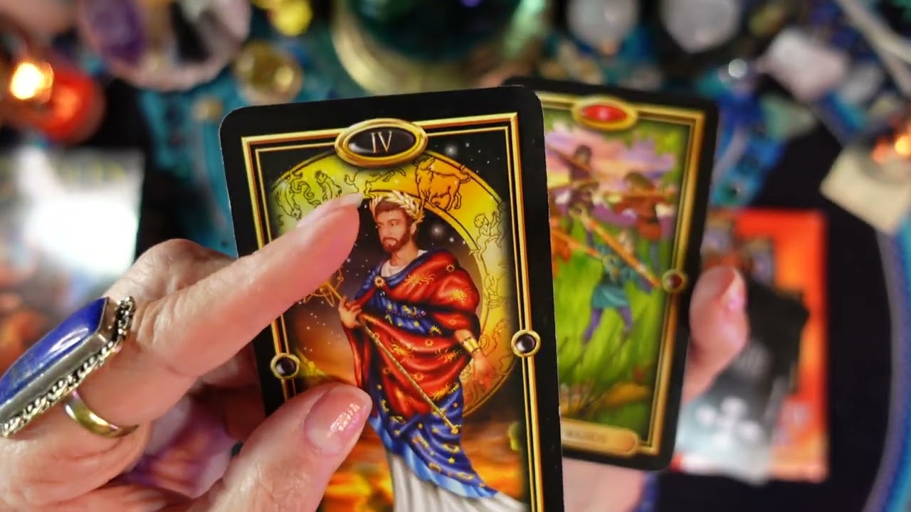 THE GILDED TAROT/EASY TAROT BOXED SET -Deck Review - HOW DOES IT COMPARE TO THE GILDED TAROT ROYALE?