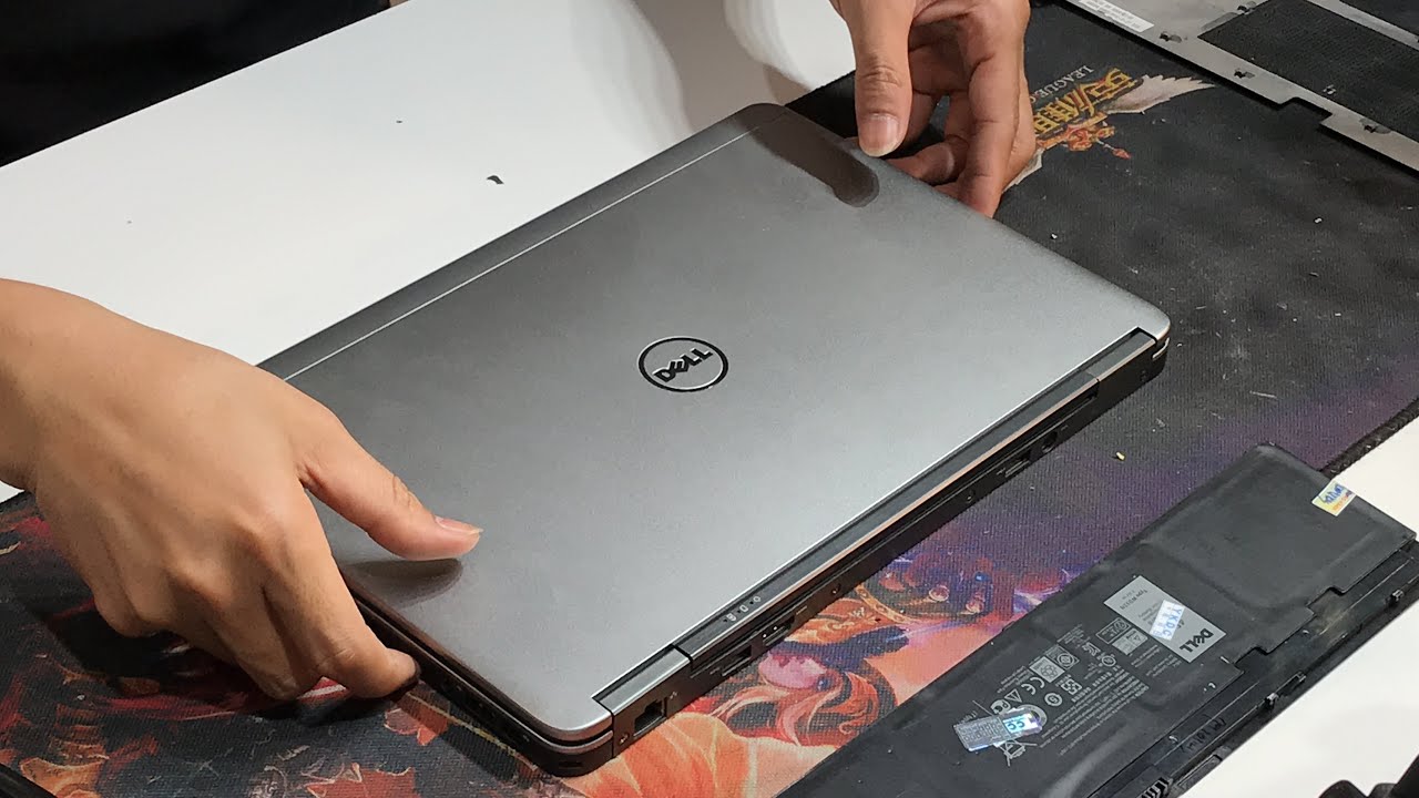 [Hướng dẫn tháo laptop] Dell Latitude E7240, máy nhỏ mà khó tháo phết!