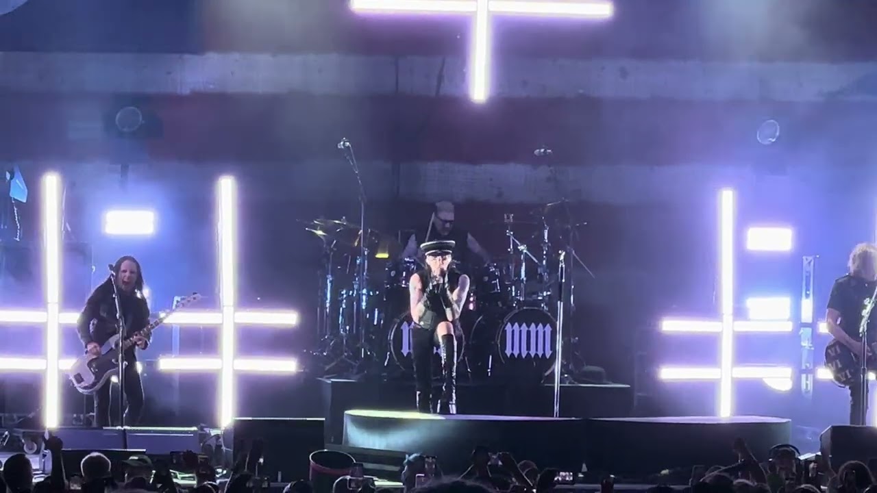 Marilyn Manson “The Beautiful People” Hollywood Casino Amphitheatre 8/10/2024