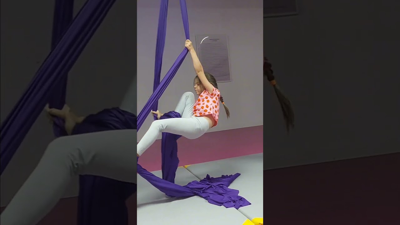 Aerial Silk - Akrobatyka powietrzna