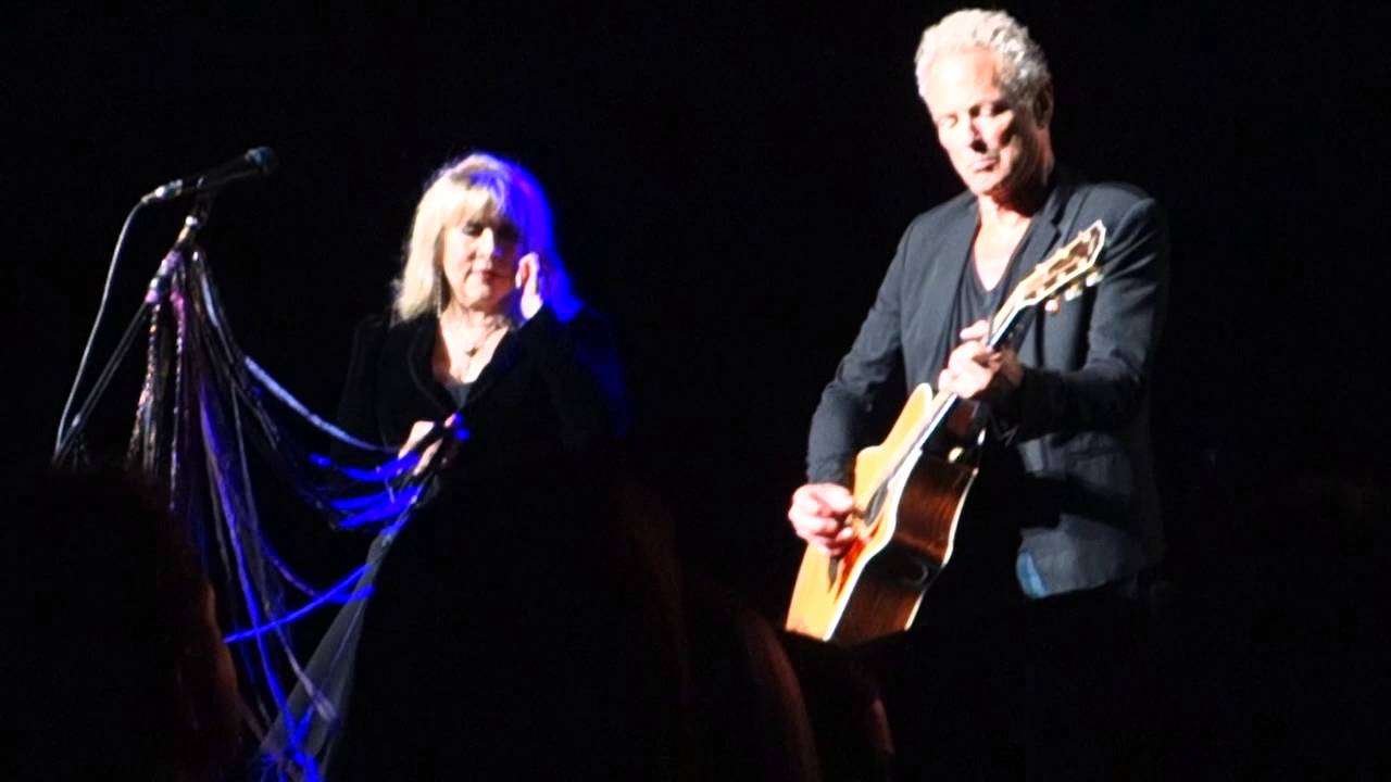 Fleetwood Mac - Landslide (Sydney, 25.10.2015)