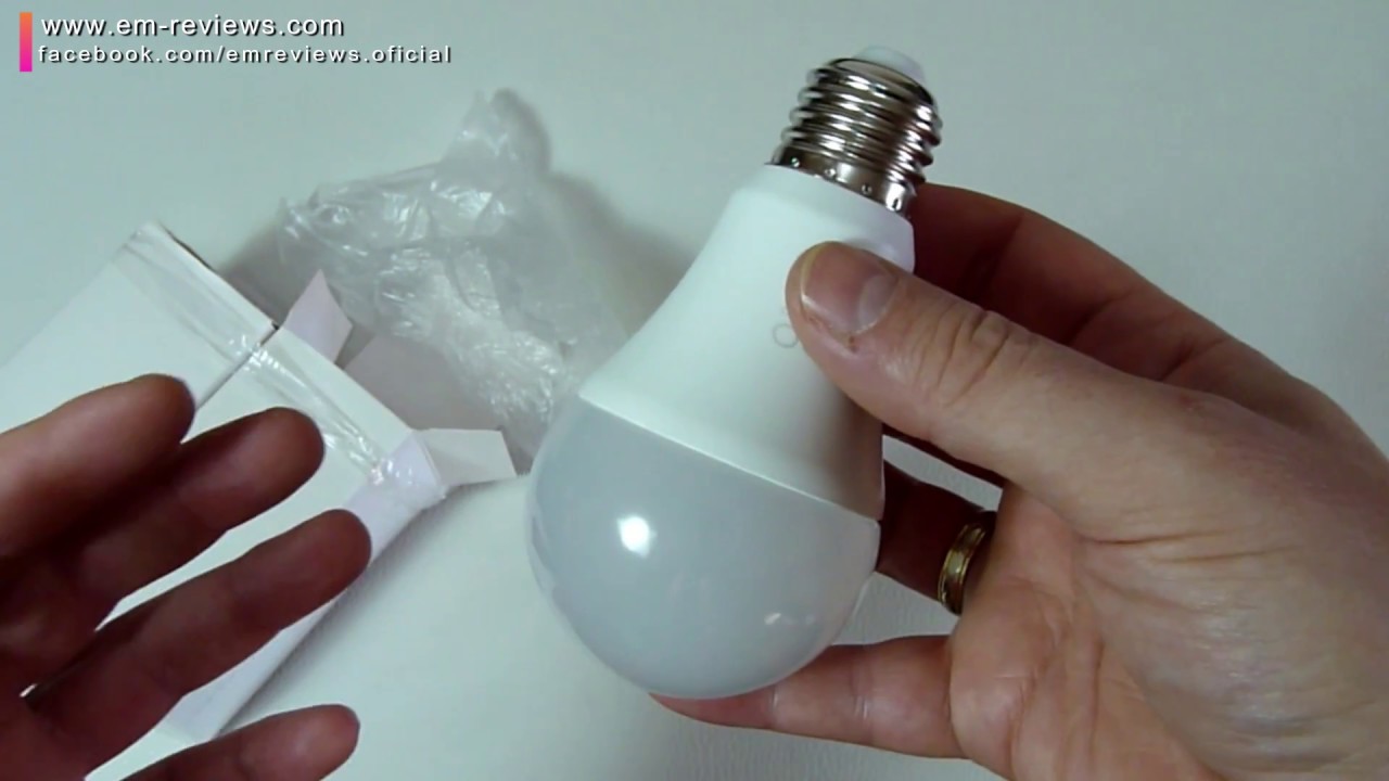 EECOO Bombillas Sensor Crepuscular E27 LED 7W Equivalente a 60W  600 L. | UnBoxing Review en Español