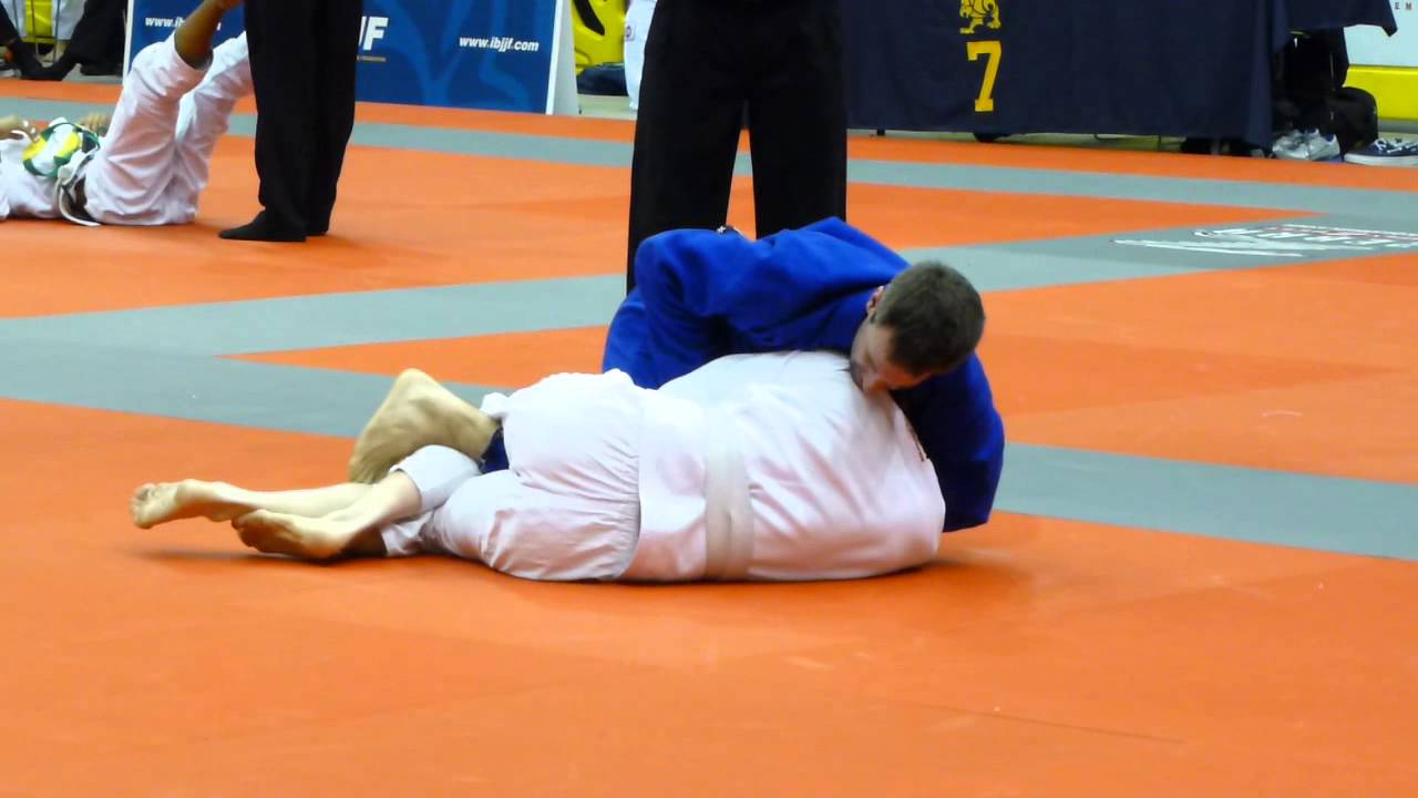 Chicago Winter Open 2013 White Belt Senior 1 Middle