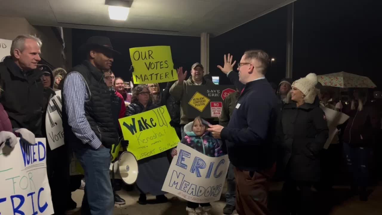 School board member Eric Meadows reads statement in response to vacated seat