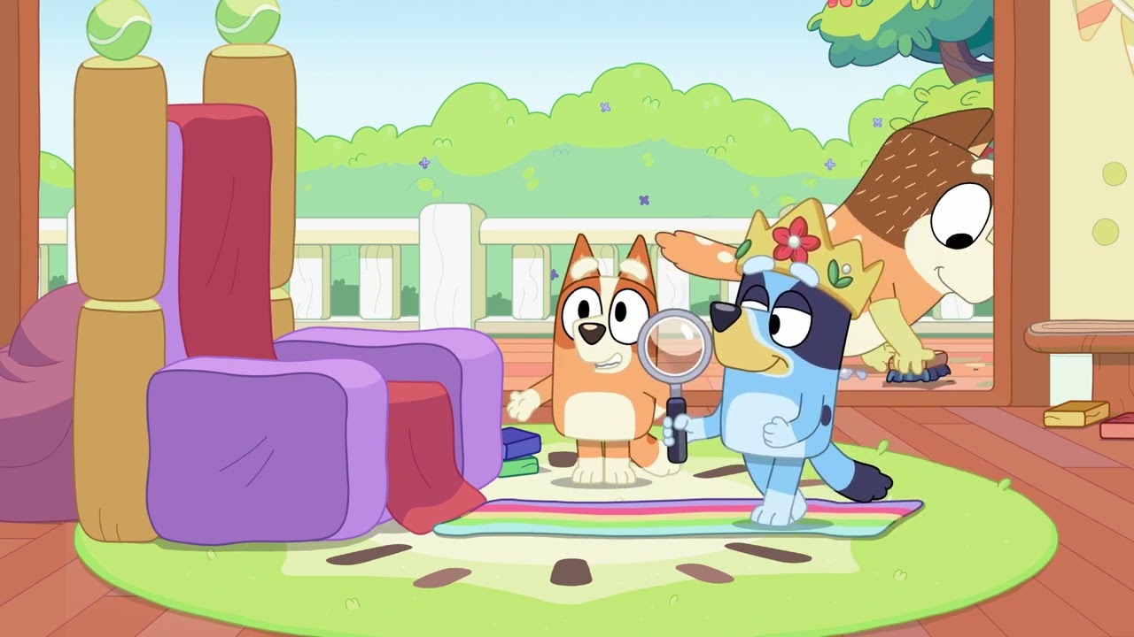 Meet the Queen 👑 | Bluey 💙 | Disney Junior Arabia