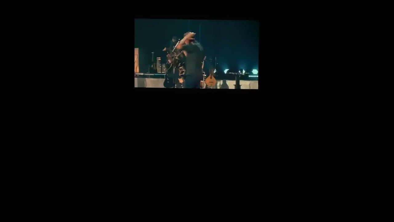 “Ol Red” -Blake Shelton with Gwen  Stefani #BlakeAtTheDriveIn