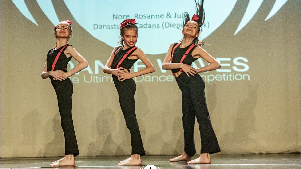 23-24 Qualifier 11 BE - Nore, Rosanne & Julie (Dansstudio Cadans)