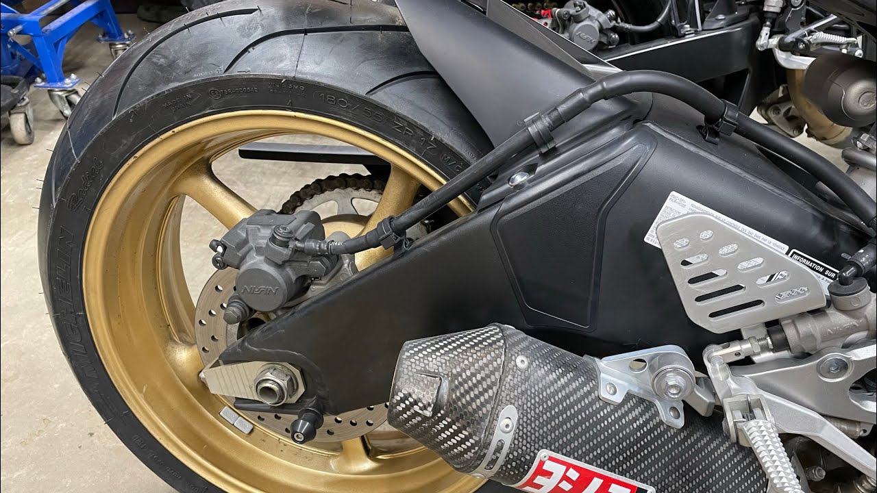 Замена шин на мотоцикле дома! Спортивный мотоцикл Yamaha R6.