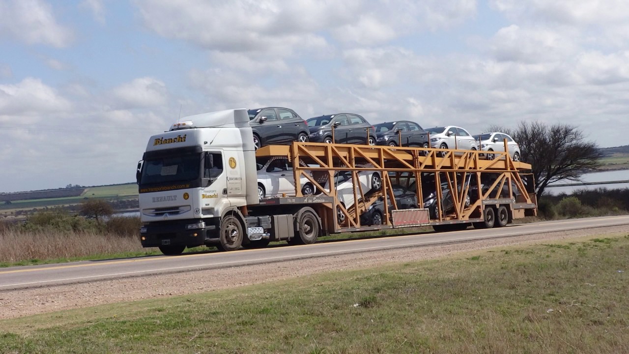 CAMIONES EN LA PAMPA 26