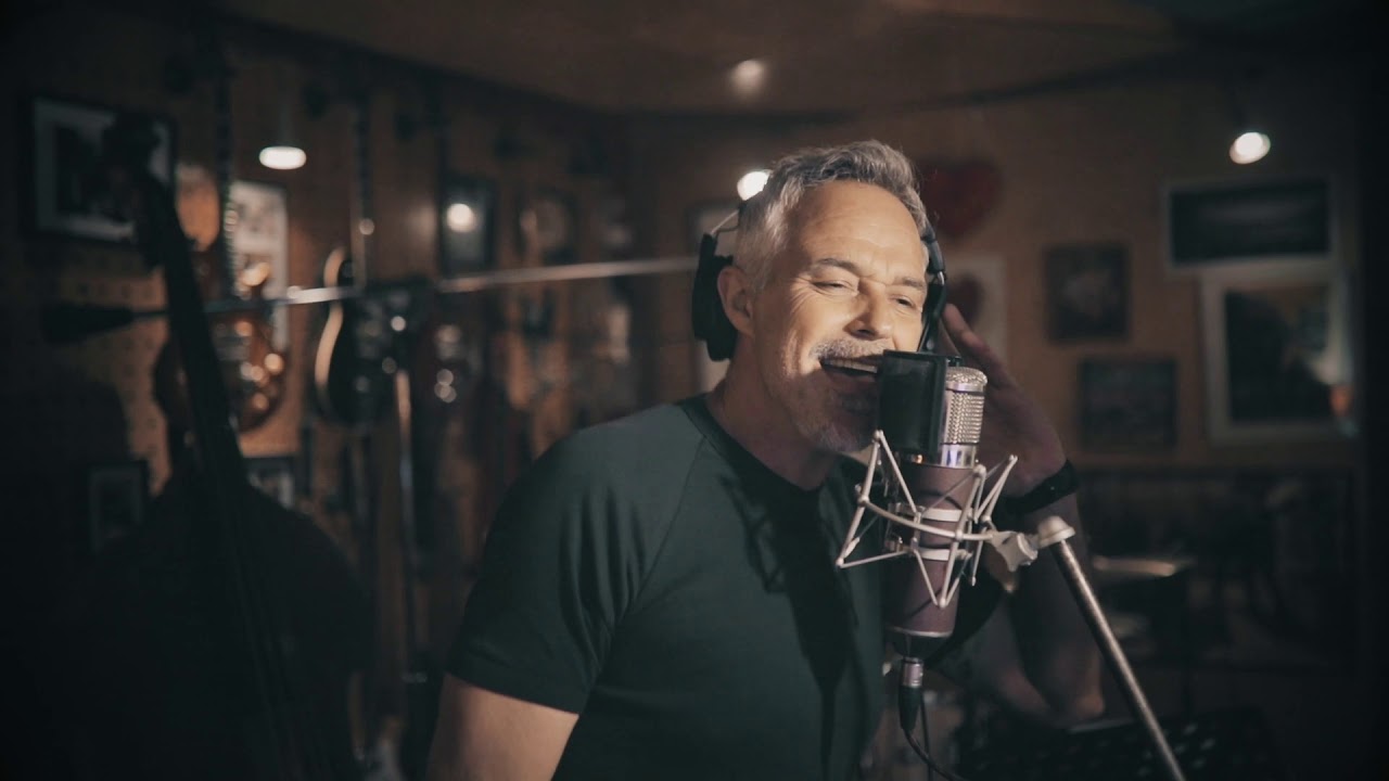 Cameron Daddo - 