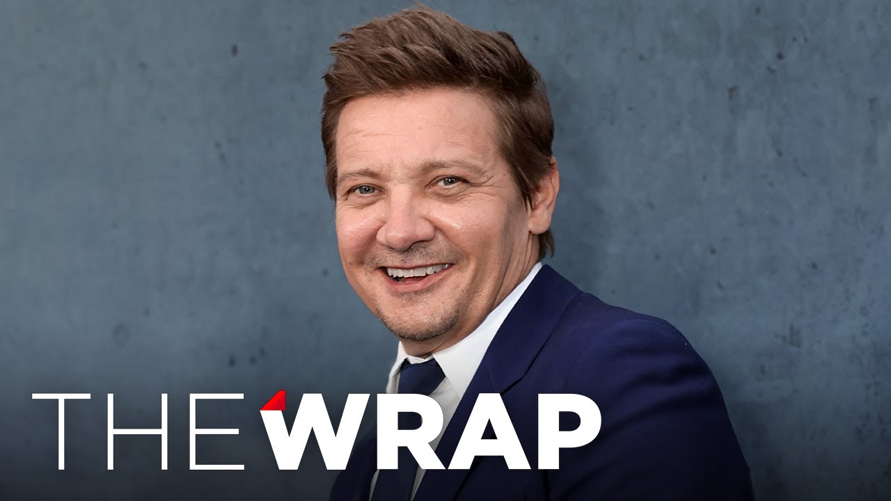 Jeremy Renner Interview on Red Carpet for 'Rennervations'