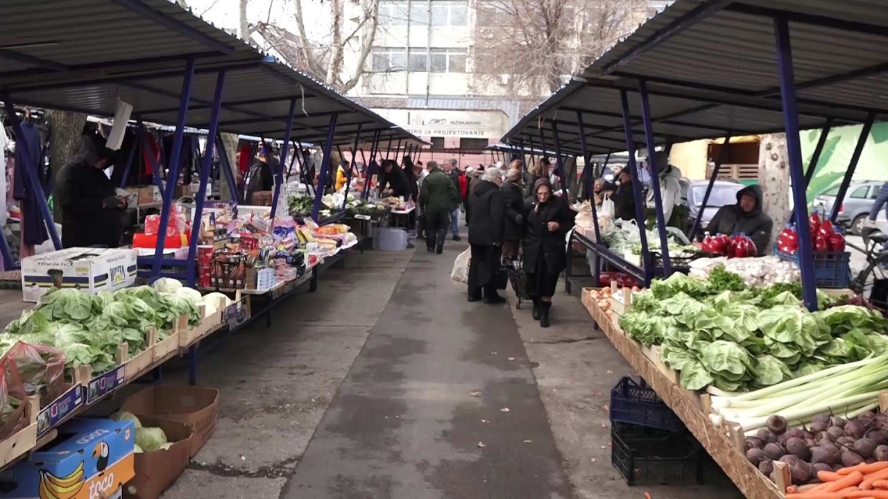 Pazovčani verni svojoj pijaci