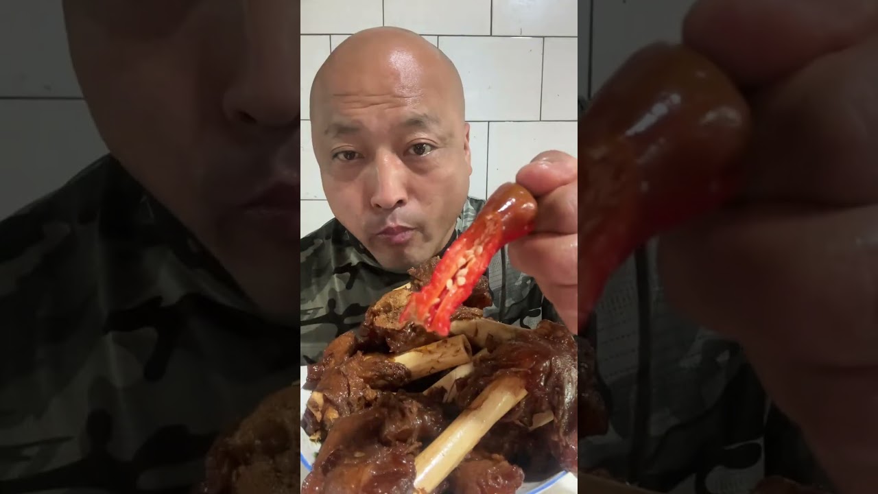 这造的哐哐响 #抖音美食推荐官 #哎呀妈呀太香了 #记录我的农村生活 #辣椒哥咔咔磕 #美食创作人计划