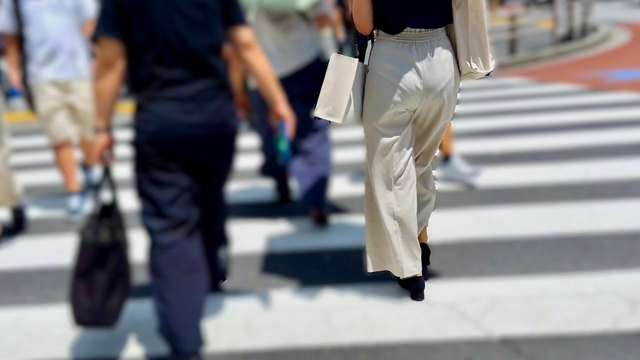 天気の良い交差点【Sunlit Intersection】