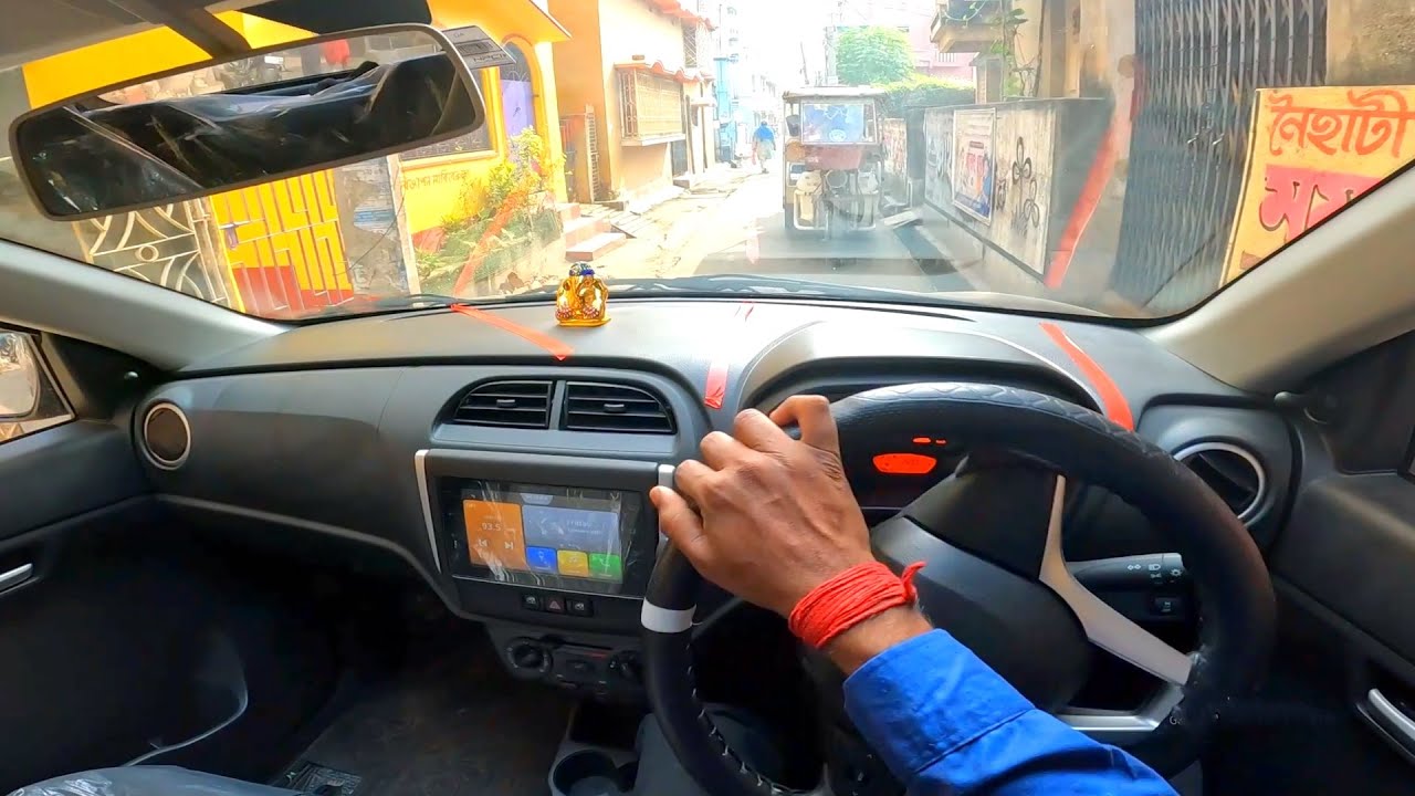 Driving ALTO K10 on Narrow Roads