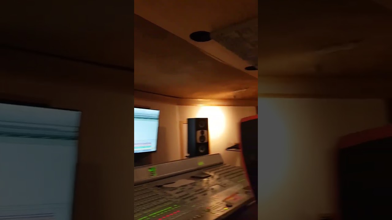 Drum Producing MindControl.