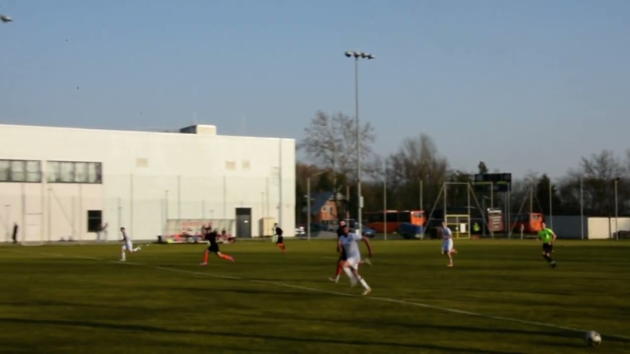 GKS Podolszyn 1-2 LKS Osuch&oacute;w (08.03.2025) 4/4