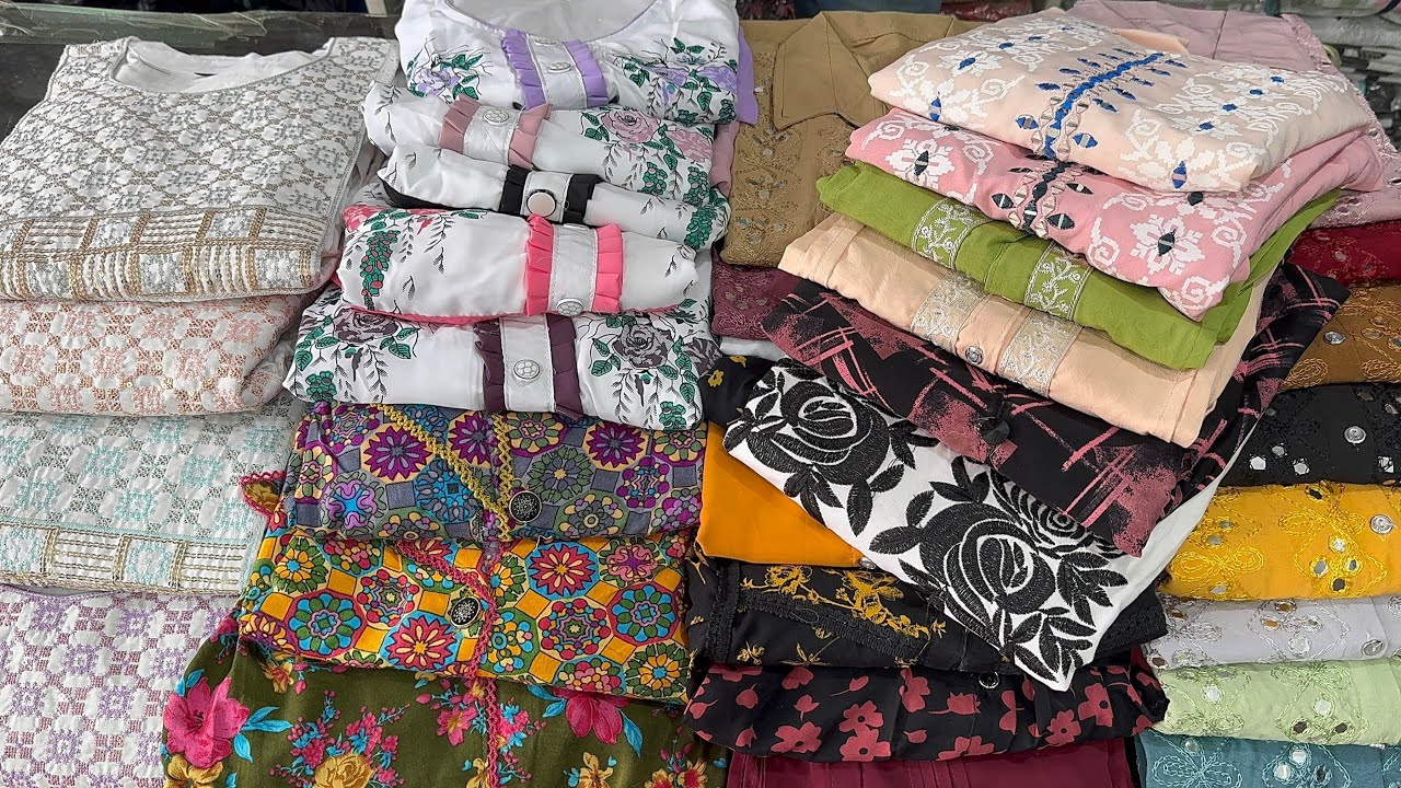 ঈদ অফারে স্টক ক্লিয়ার অফার শর্ট এবং লং গাউন মাত্র ৩০০+৪০০ টাকা