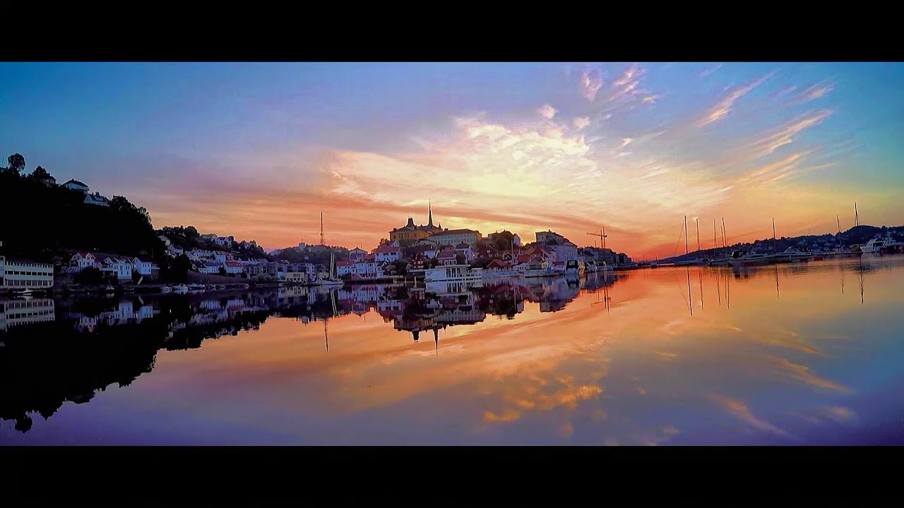 Arendal =  Norway's summer town