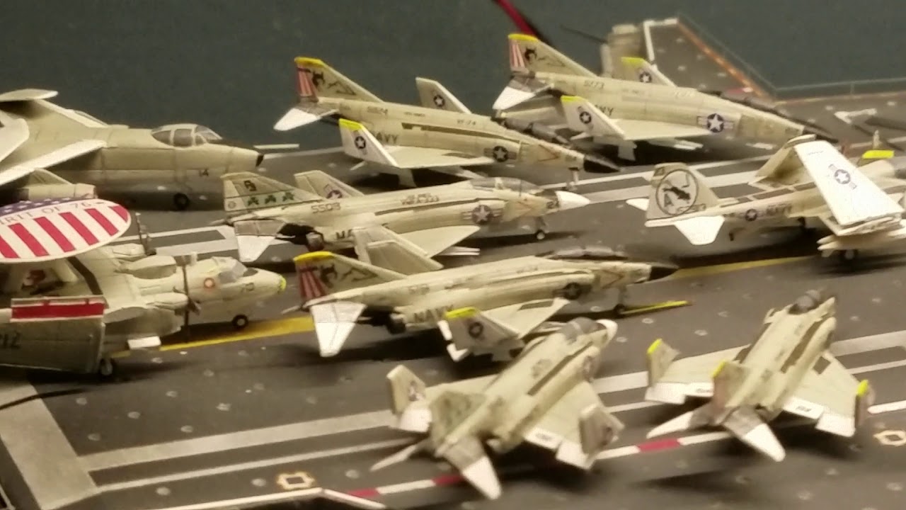 1975 1/350 Nimitz