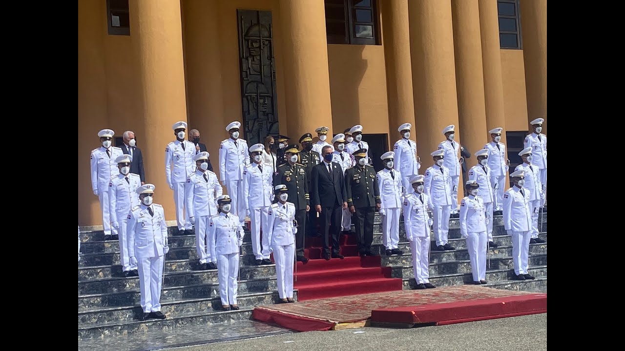 El presidente Luis Abinader encabeza graduación de academia militar del Ejército