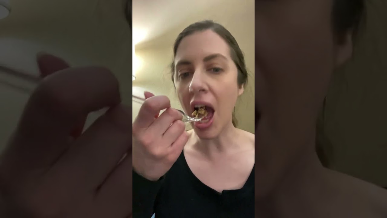 Trying Derby Pie for the first time (11-24-22)