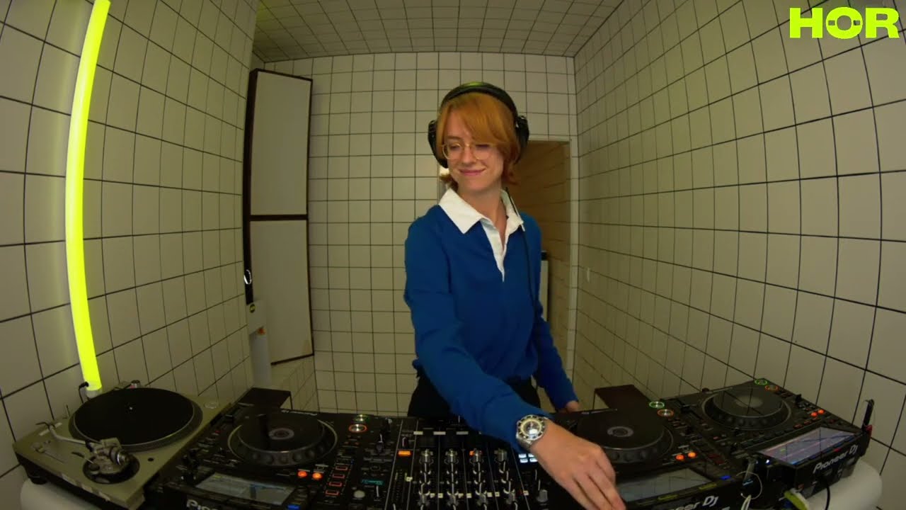 Avalon Emerson | H&Ouml;R - Sep 12 / 2022