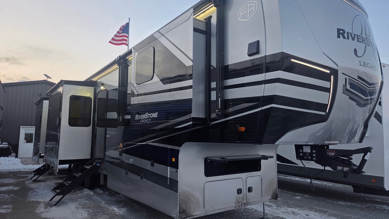 2026 Riverstone 420RE first look POV walk around with Alex! RV Dynasty