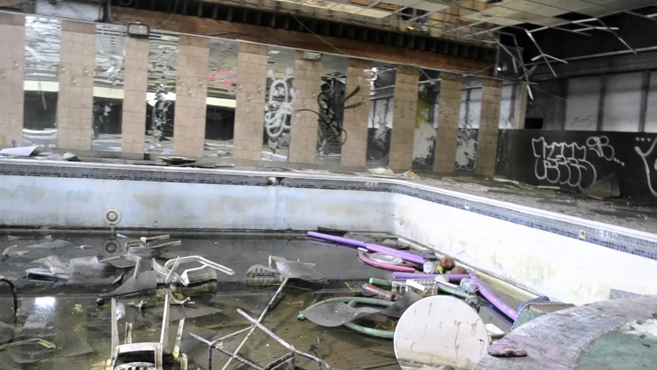 Abandoned JT's Fun Zone Indoor Entertainment Venue - NJ