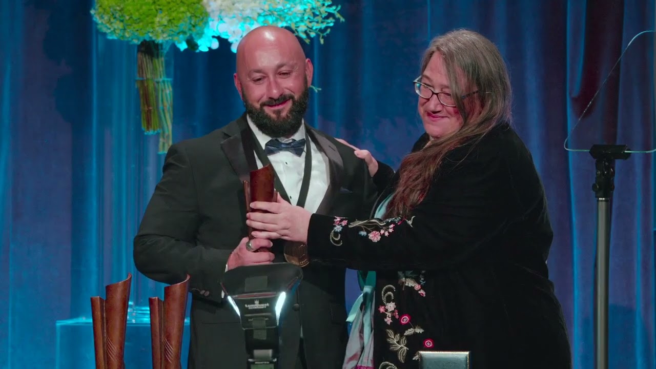 Craig Santos Perez accepts 2023 National Book Award, Poetry for from unincorporated territory [åmot]