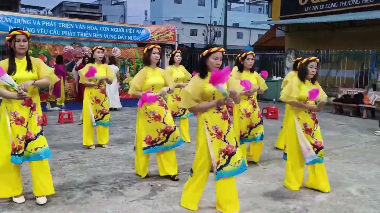   Bài múa Xuân Đẹp Làm Sao . Nhóm múa  CLB dưỡng sinh xã Kế Sách TP Cần Thơ .  ngày mùng 6 tết 2026