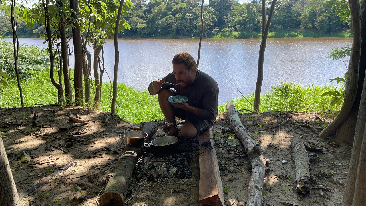 Abandonei 10 anos de carreira como advogado para morar na floresta amazônica