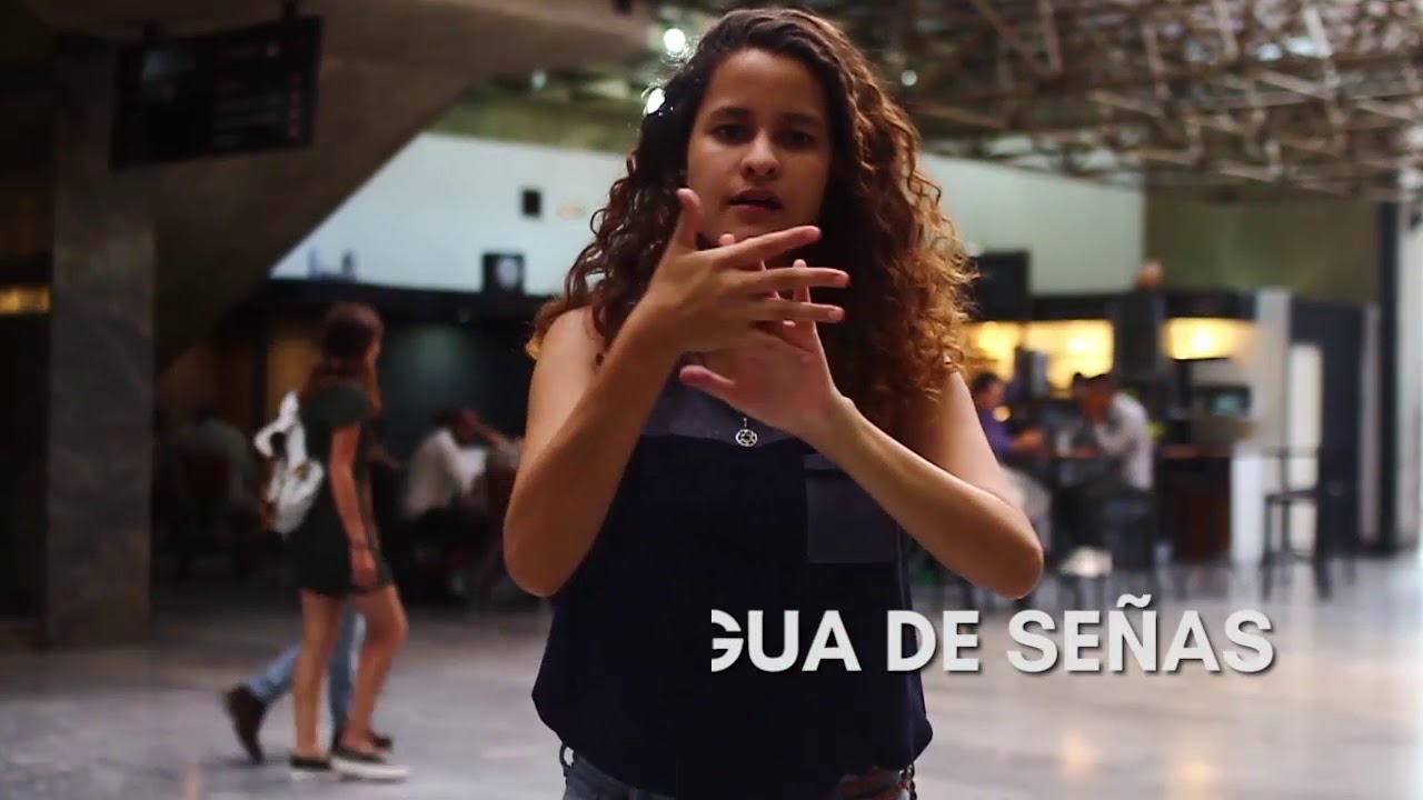 ¿Qué pasaría si al llegar a un café te atienden personas Sordas?