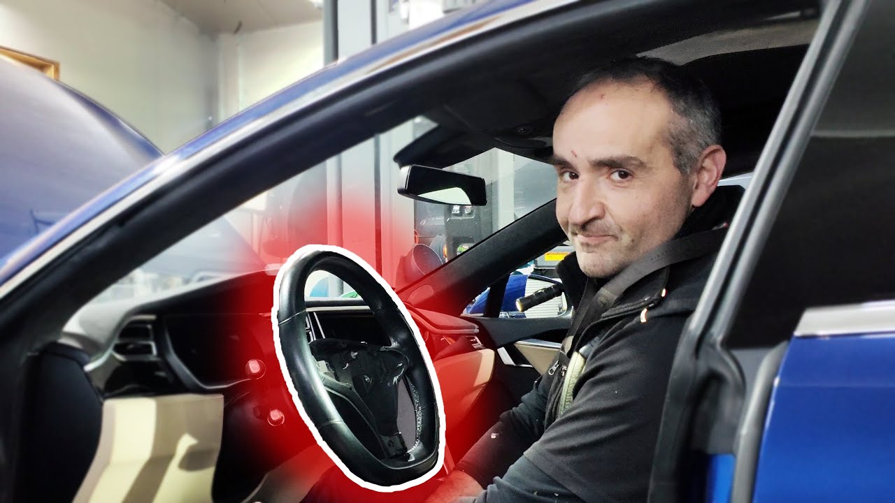 Tesla-Lenkung mit komischer Fehlstellung! Experte sucht Ursache 🔍