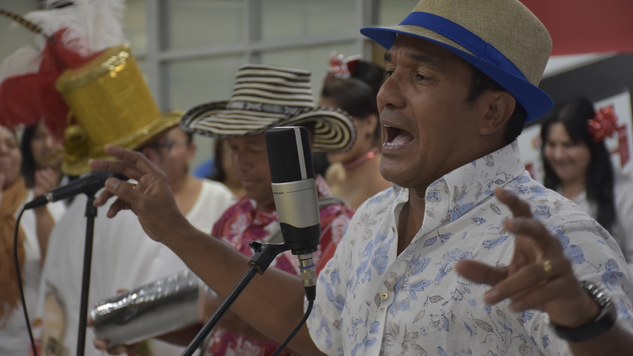 Checo Acosta | La Puya Loca | 