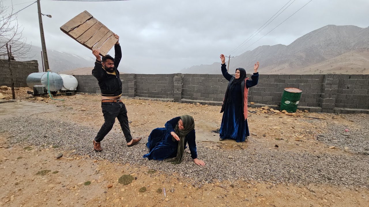 Sunshine in Action** Shahab and Medina's help with Soraya's family's daily chores