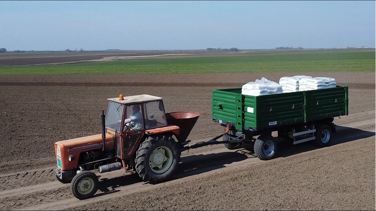Tavaszi fejtrágyázás | Ursus C-360 | Zetor 2511|