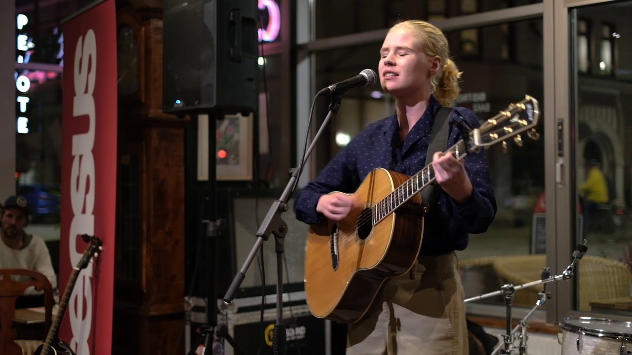 No God Of Mine - Hildur H&ouml;glind