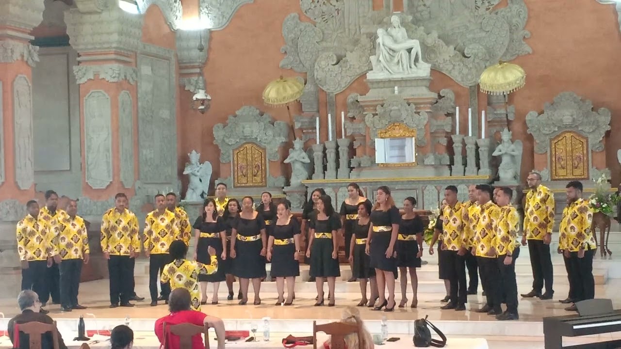 Gold Champion Gospel and Spiritual Competition Round BICF 11 | J-Town Choir Papua