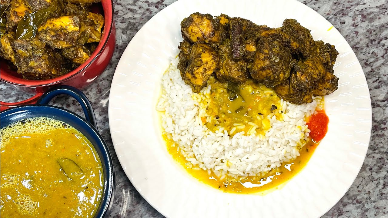Bunjal Chicken With Dhal And Rice