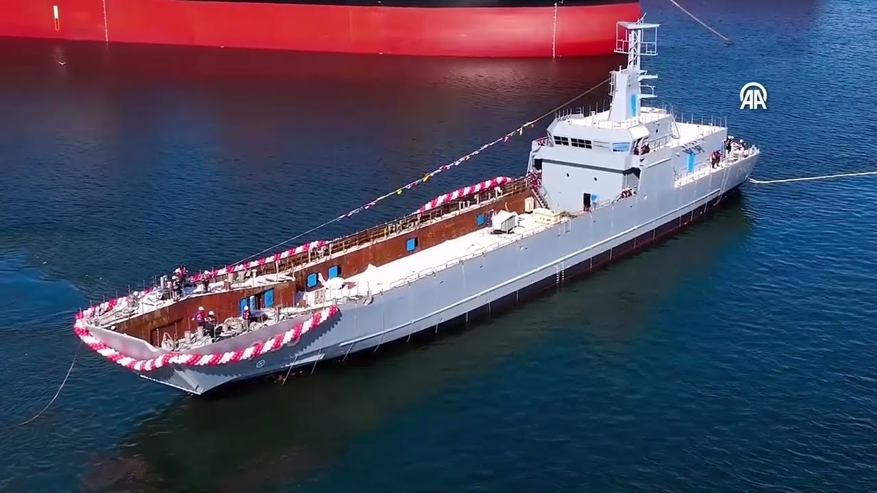 Yeni Tip Çıkarma Gemisi Ç-159 törenle denize indirildi