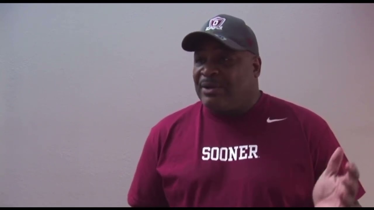 Jamelle Holieway OU Quarterback 1985 National Champion