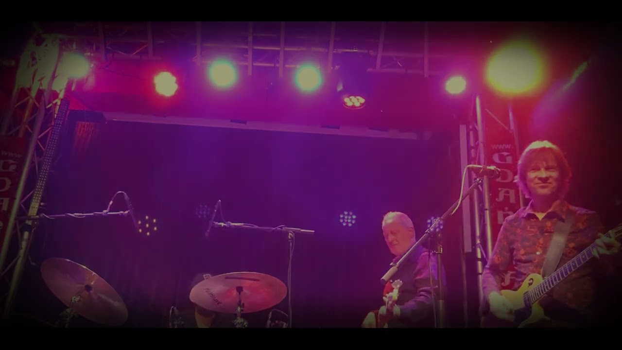 Green-ish - Live  Gregor Hilden Richie Arndt & Band - 