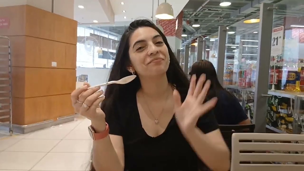 Dulce paseo con Shakira 🍰 Probando torta tres leches y un paraíso de postres#PostresDeliciosos