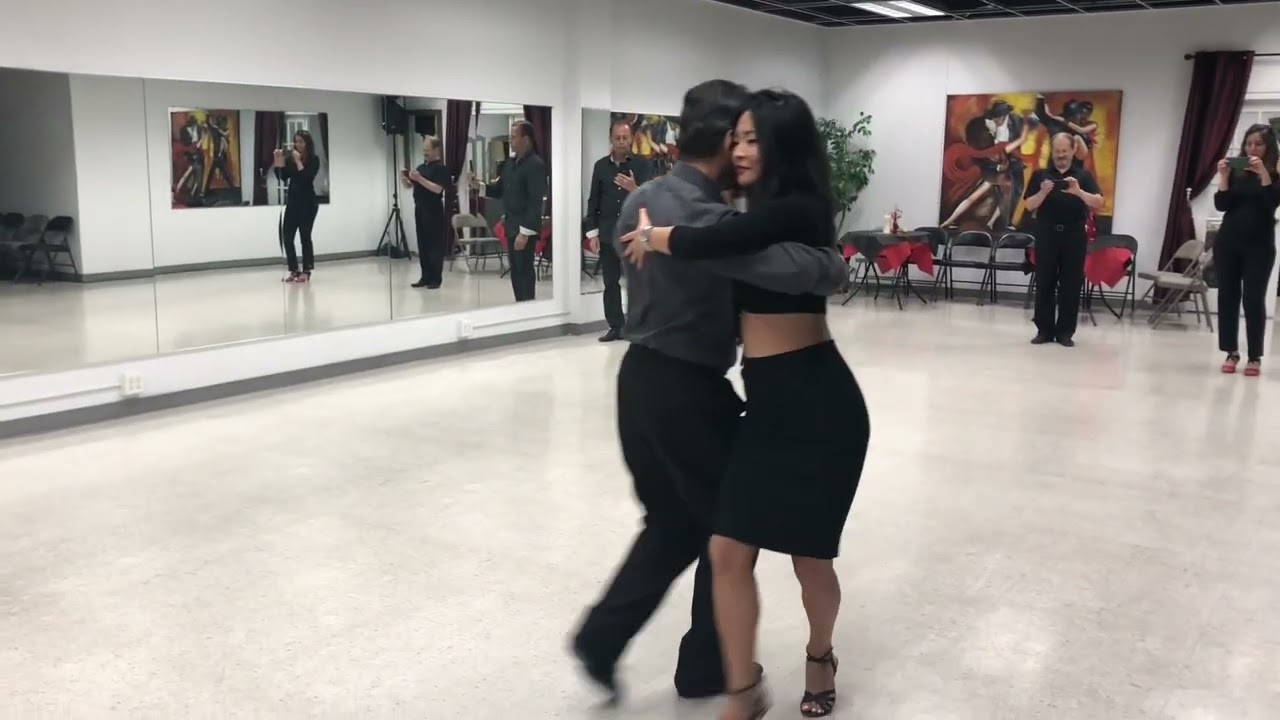 Eddy Hernandez & Helen Wang, class, “Moves for small spaces”