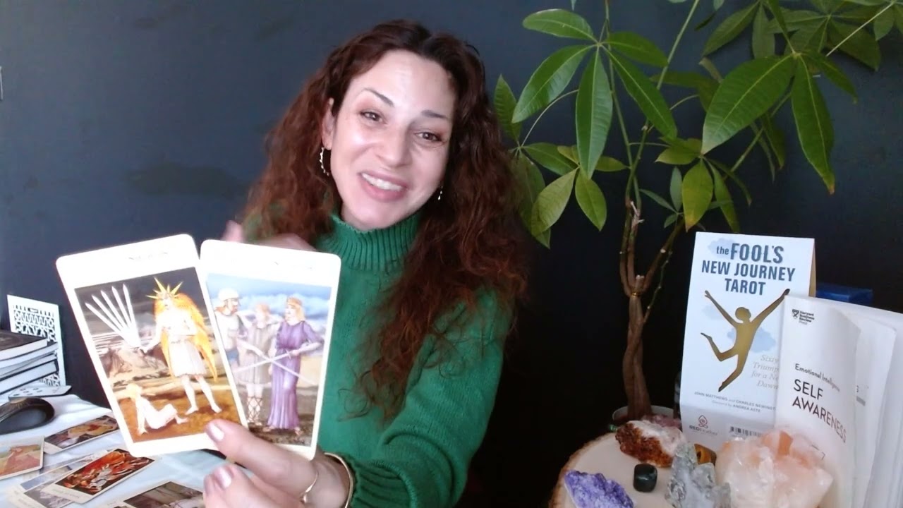 TAURUS ♉THE PAST KEEPS PULLING YOU BACK- USING ALL YOUR STRENGTH NOT TO GO THERE BUT.. #taurustarot